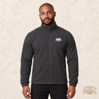 Phalanx fleece in Anthrazit – malik, Vorderansicht mit Bruststick – KI-Modelaufnahme