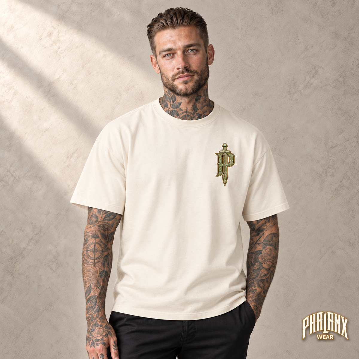 PHALANX Han – Vintage White, Vorderansicht mit Noah
